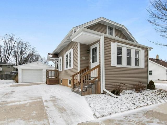 House for sale in Sheboygan, Wisconsin