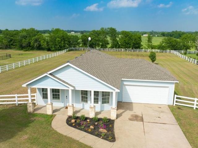 House for sale in Terrell, Texas