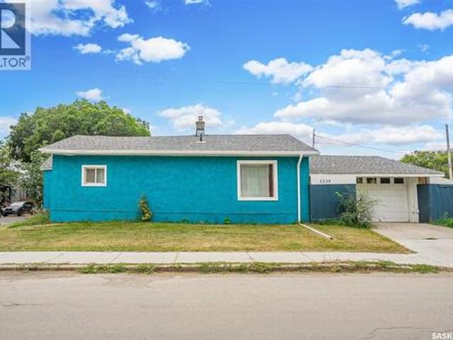 House for sale in Saskatoon, Saskatchewan