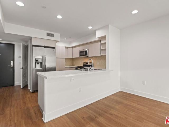 Property for rent in Canoga Park, California