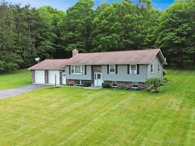 House for sale in Ebensburg, Pennsylvania