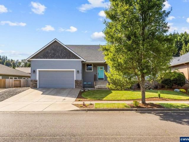 House for sale in Oregonia