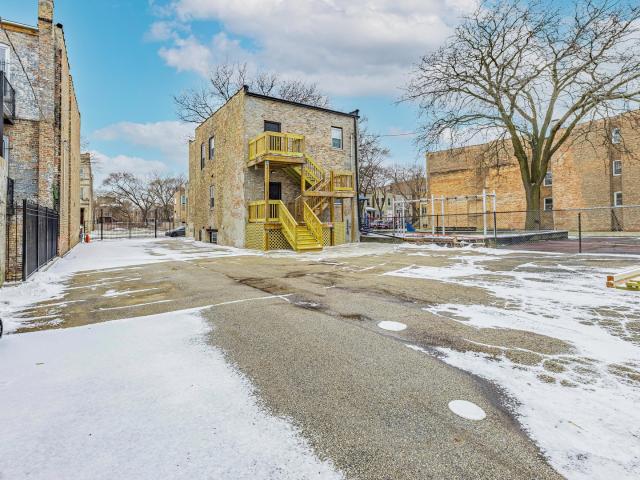 House for sale in Chicago Park, Illinois