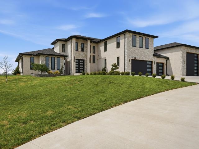 House for sale in Nixa, Missouri