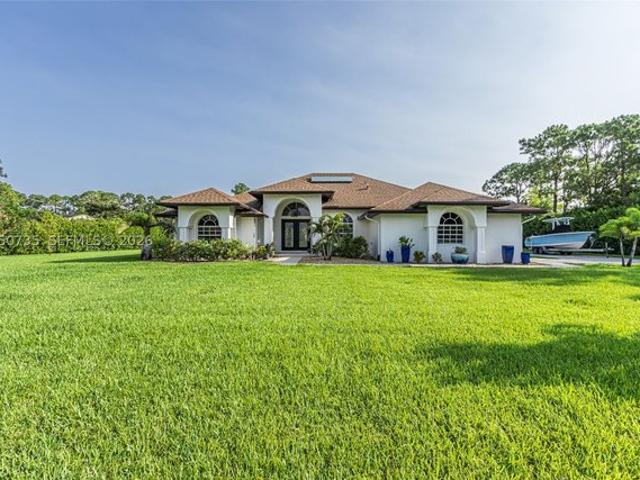 House for sale in Loxahatchee, Florida