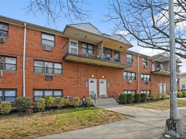 Condo for sale in Queens, Arverne