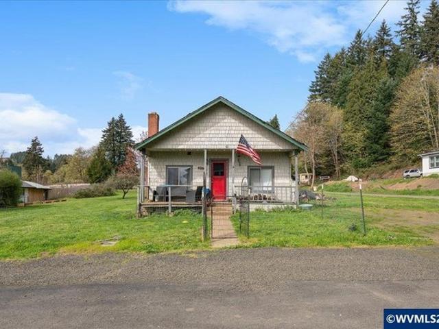 House for sale in Oregonia