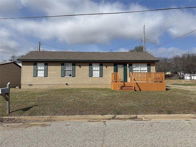House for sale in Healdton, Carter County