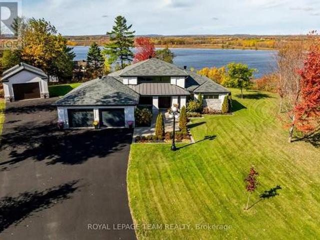 House for sale in Clarence-rockland, Ontario