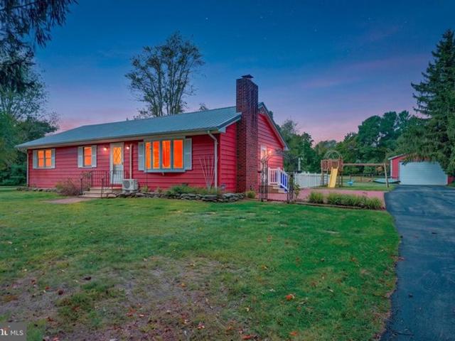 House for sale in Smyrna, Kent County