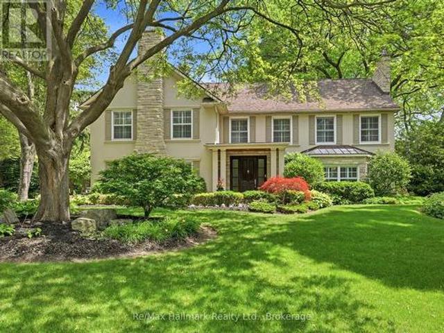 House for sale in Oakville, Ontario