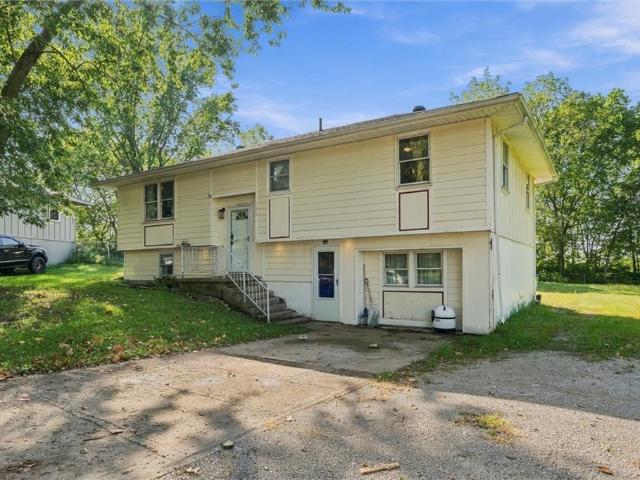 House for sale in Lawson, Ray County