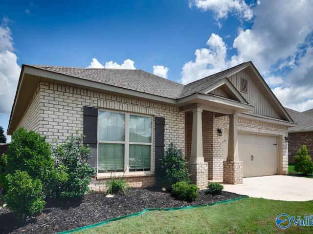 House for sale in Hazel Green, Alabama