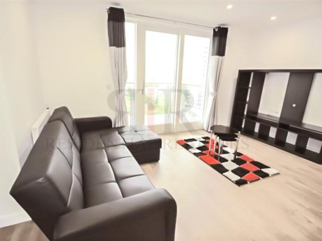 House for rent in Poplar Grove, Greater London