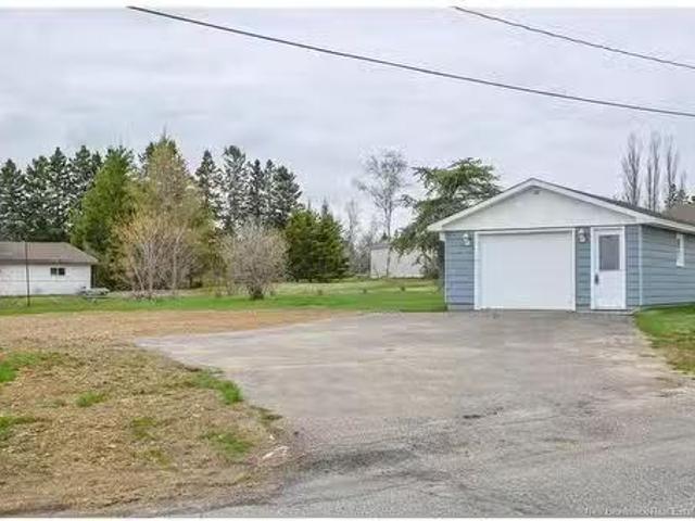 House for sale in Tracadie–sheila, New Brunswick
