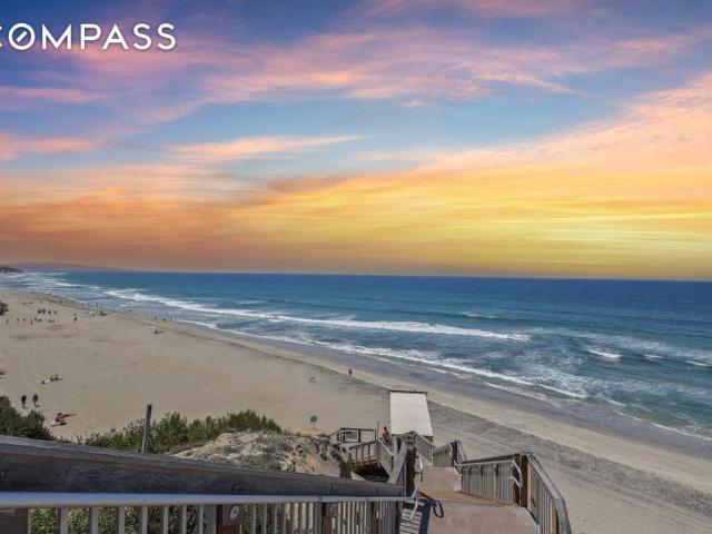Townhouse for sale in Solana Beach