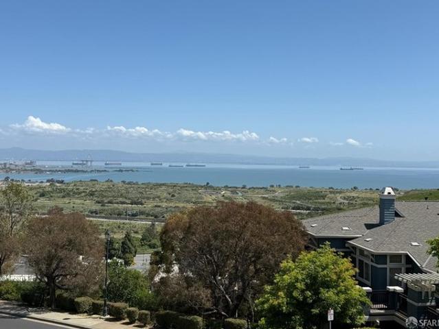 Townhouse for sale in San Mateo, California