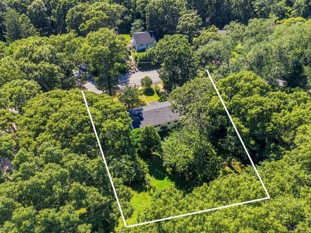House for sale in Bridgehampton, Town of Southampton