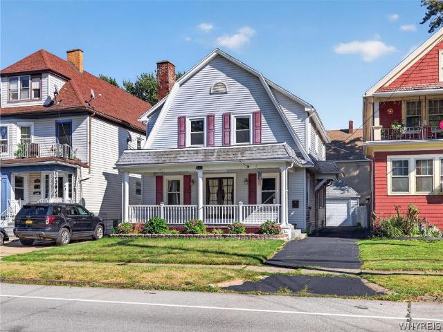 House for sale in West Seneca, New York
