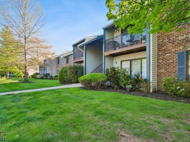 Condo for sale in Liberty Corner, New Jersey