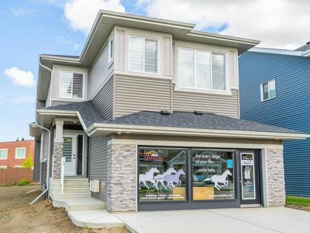 House for sale in Edmonton