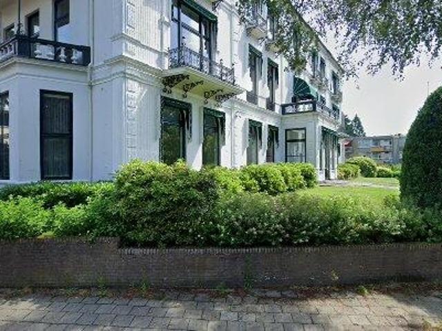 Bedrijfspand te huur in Baarn