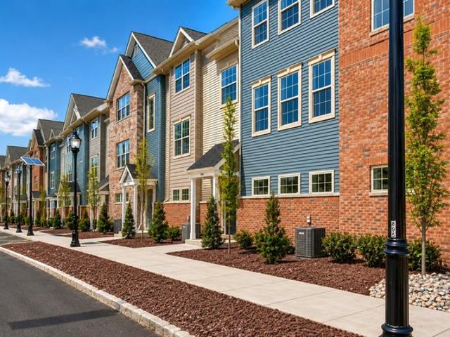 Townhouse for rent in South Bound Brook, Somerset County