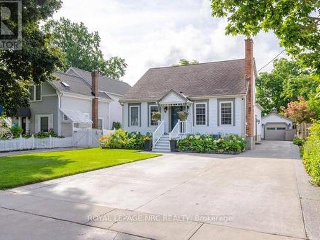 House for sale in Niagara, Ontario