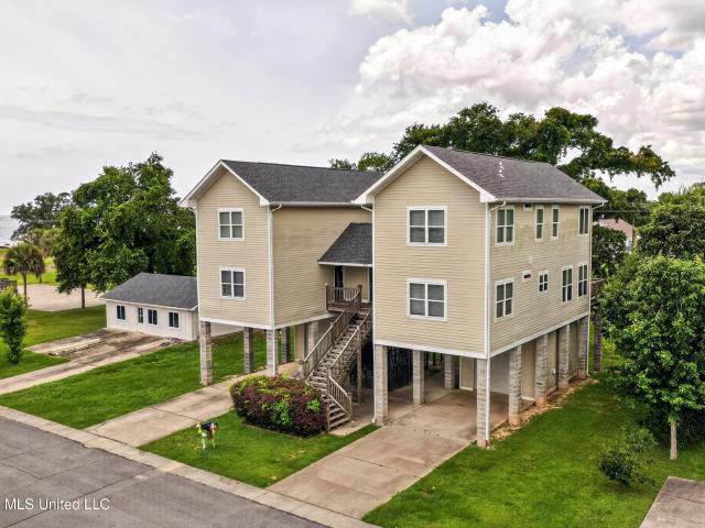 House for sale in Gulfport, Harrison County