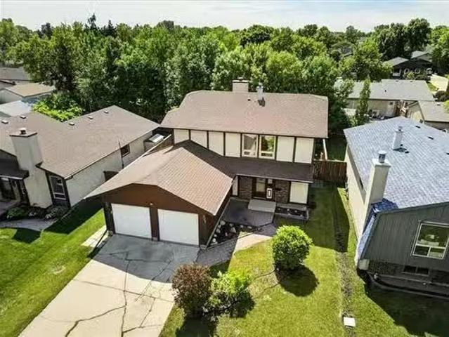 House for sale in East St. Paul, Manitoba