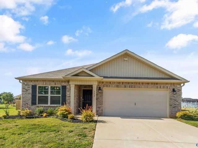 House for sale in Hazel Green, Alabama