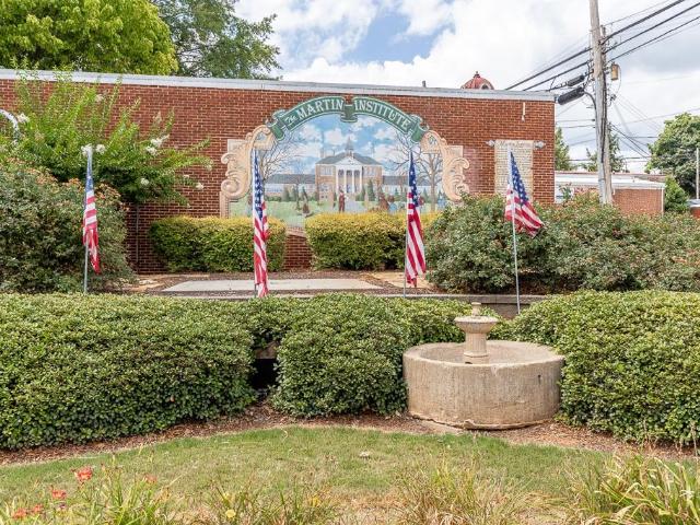House for sale in Jefferson, Georgia