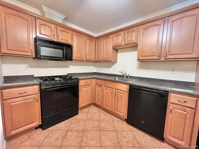 Condo for sale in Scarsdale, New York
