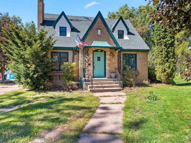 House for sale in Clintonville, Waupaca County