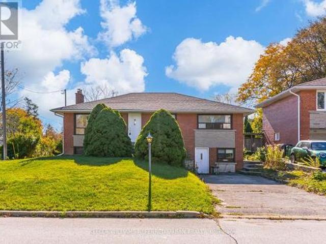 House for rent in Willowdale, Toronto