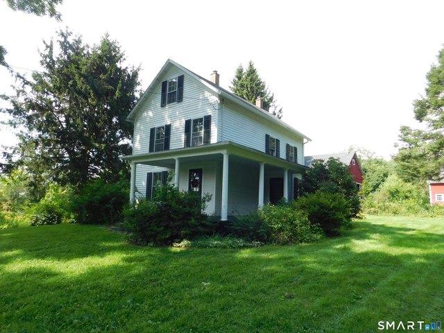 House for sale in Woodbury, Connecticut