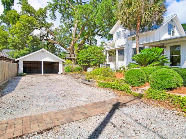 House for sale in Fairhope, Alabama