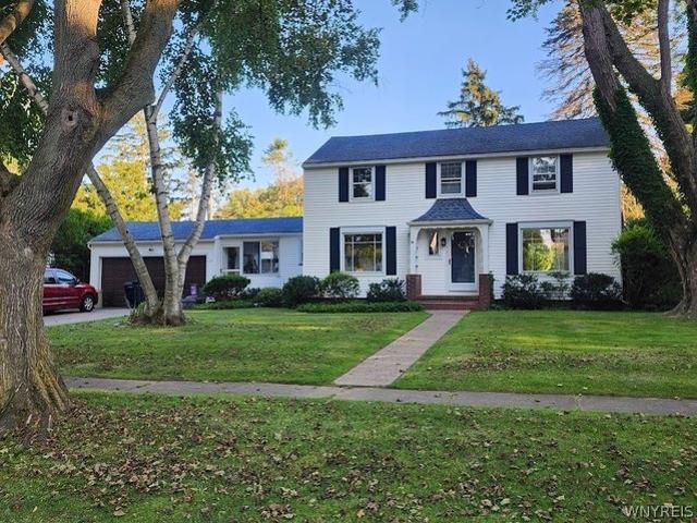 House for sale in Oak Hill, New York