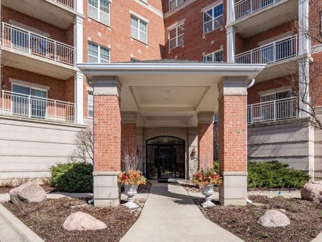Condo for sale in Northbrook, Illinois