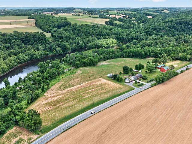 House for sale in Danielsville, Pennsylvania