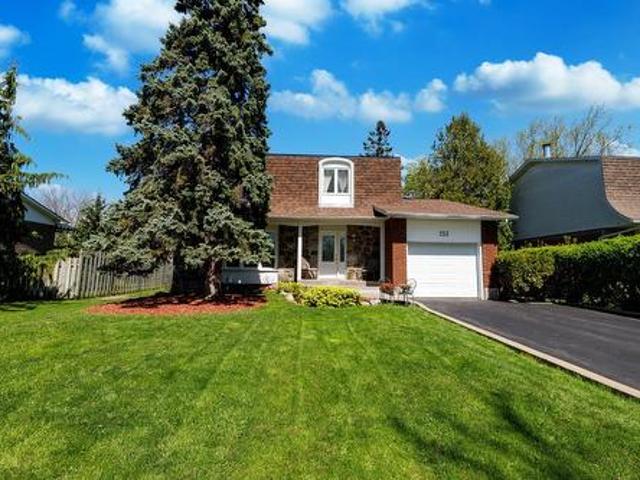 House for sale in Dollard-des-ormeaux