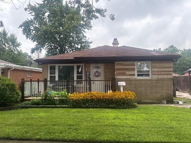 House for sale in Midlothian, Illinois