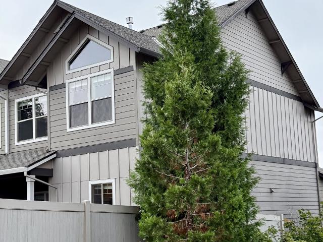 Townhouse for sale in Oregonia
