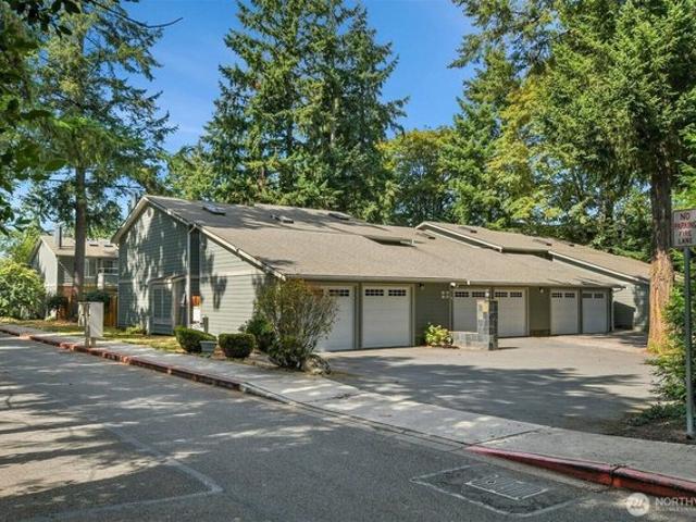 Condo for sale in Bellevue, Washington