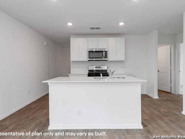 House for sale in Leesville, Texas