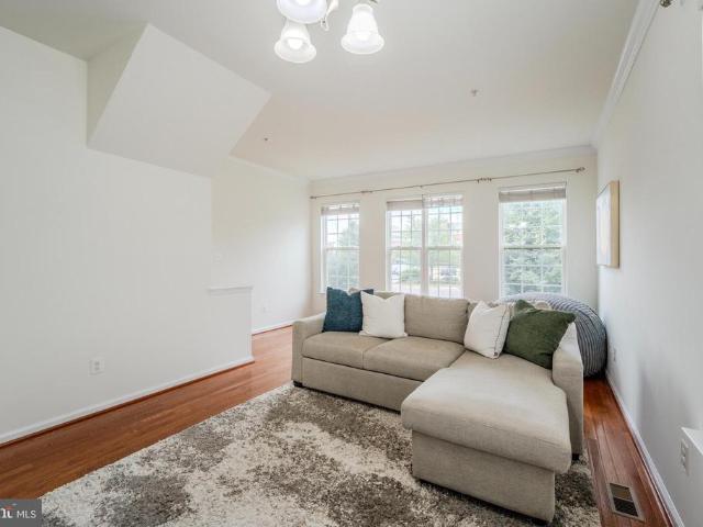 Condo for sale in Virginia