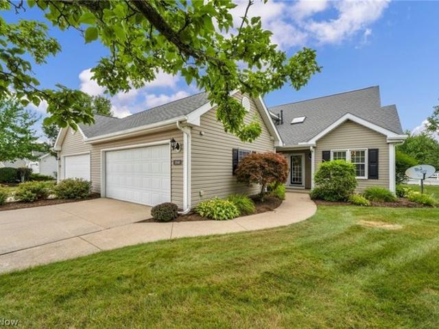 Condo for sale in Broadview Heights, Ohio