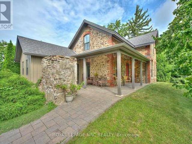 House for sale in Niagara, Ontario