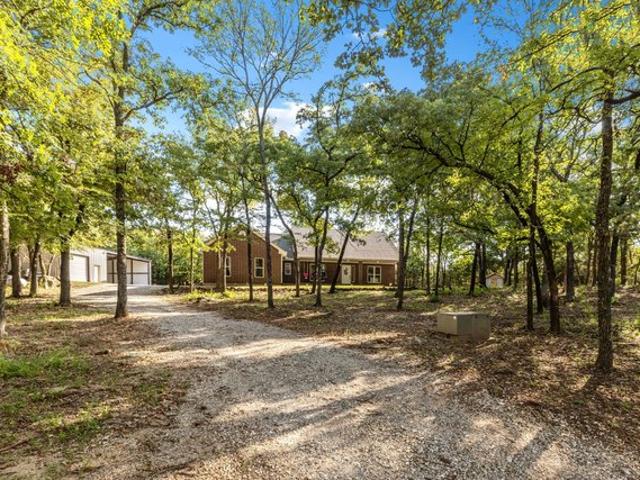 House for sale in Valley View, Cooke County