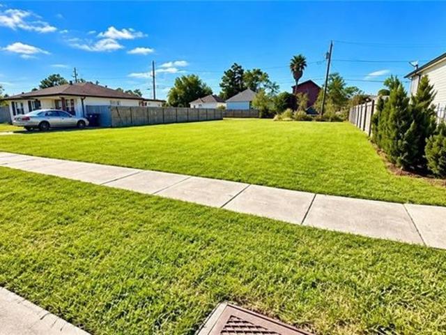 Land for sale in Arabi, Saint Bernard Parish